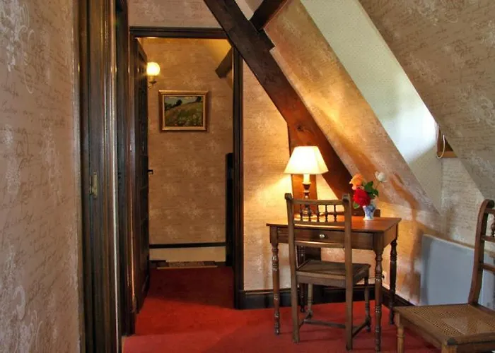 Holiday home Gite Gites De France - La Chaumiere